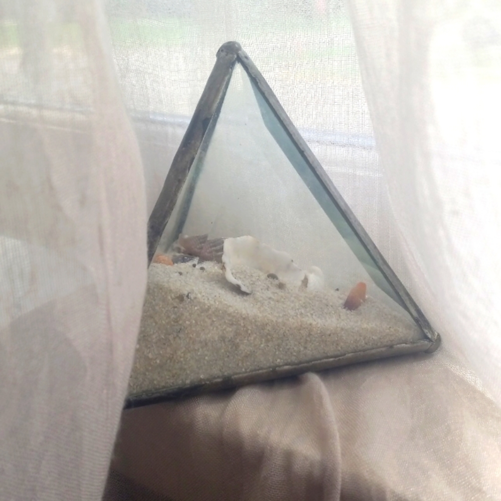 Vintage Pyramid Triangle Sand Art Glass Paperweight